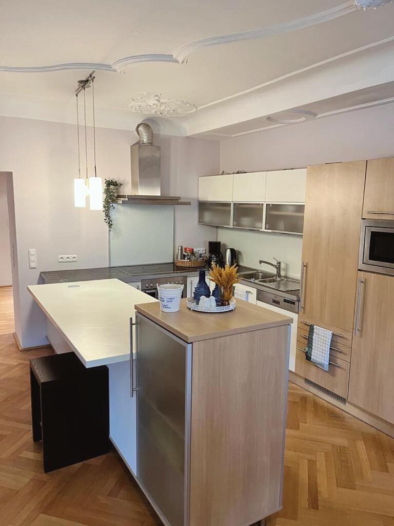Taferne In Koestendorf - Ferienwohnung Monteurzimmer Neumarkt am Wallersee Eksteriør bilde